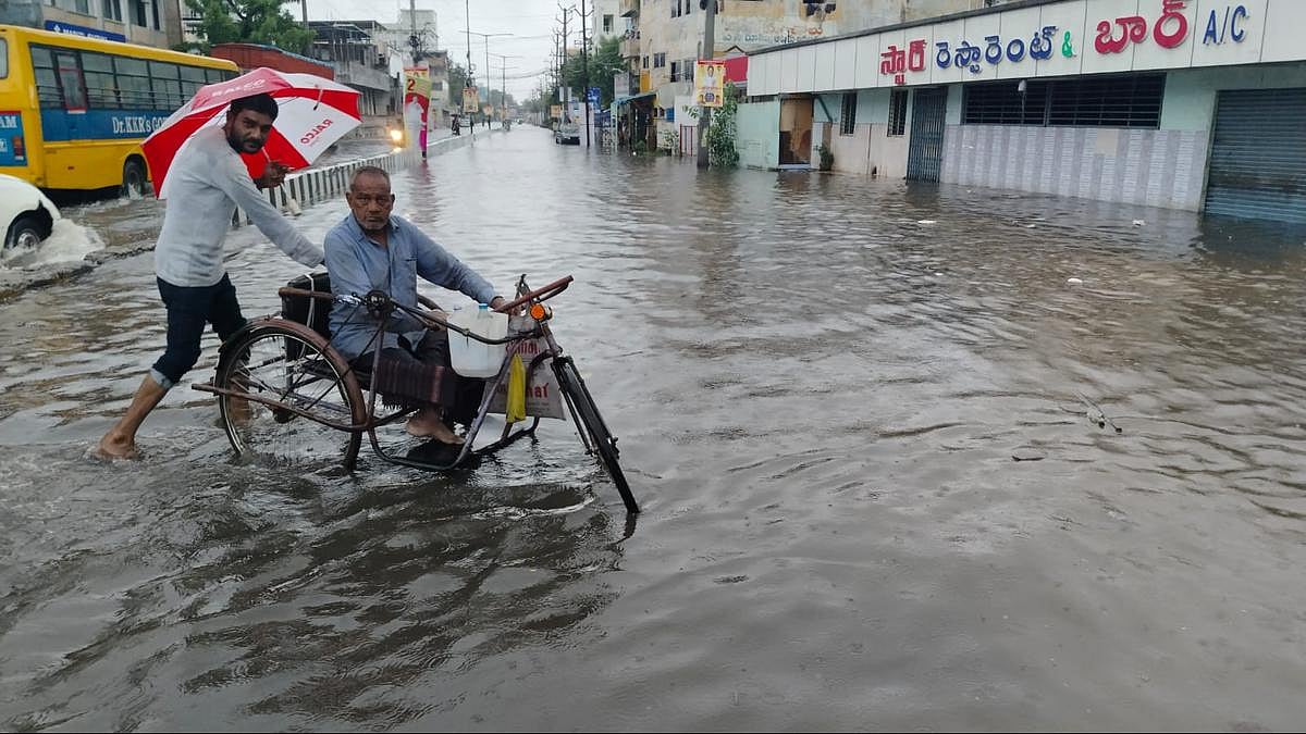 PTI : Heavy rainfall in Andhra Pradesh |